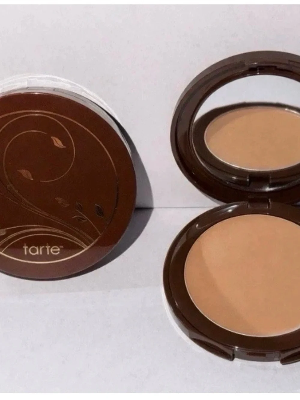 Tarte Amazonian Clay Smoothing Balm in the shade light-medium